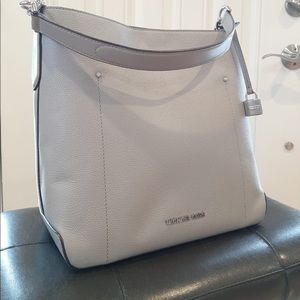 MK Mercer Gallery Medium Pebbled Leather